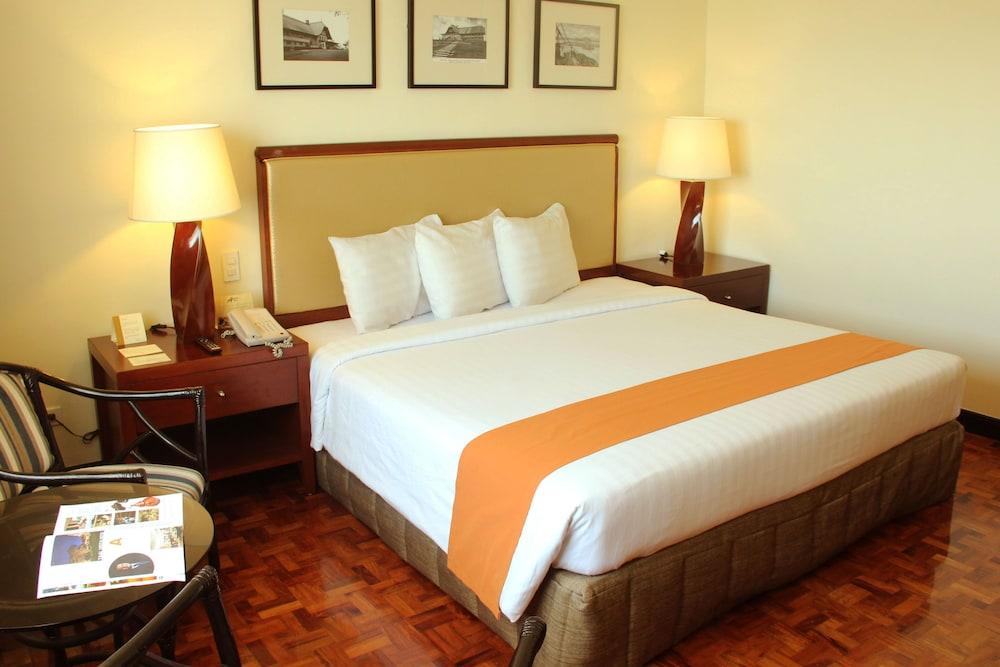 Hotel Taal Vista