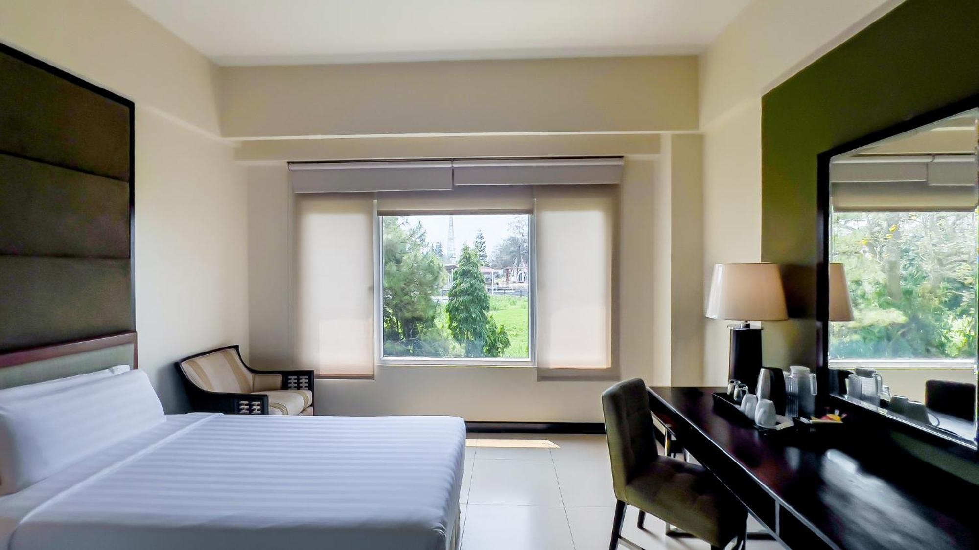 Taal Vista Tagaytay City