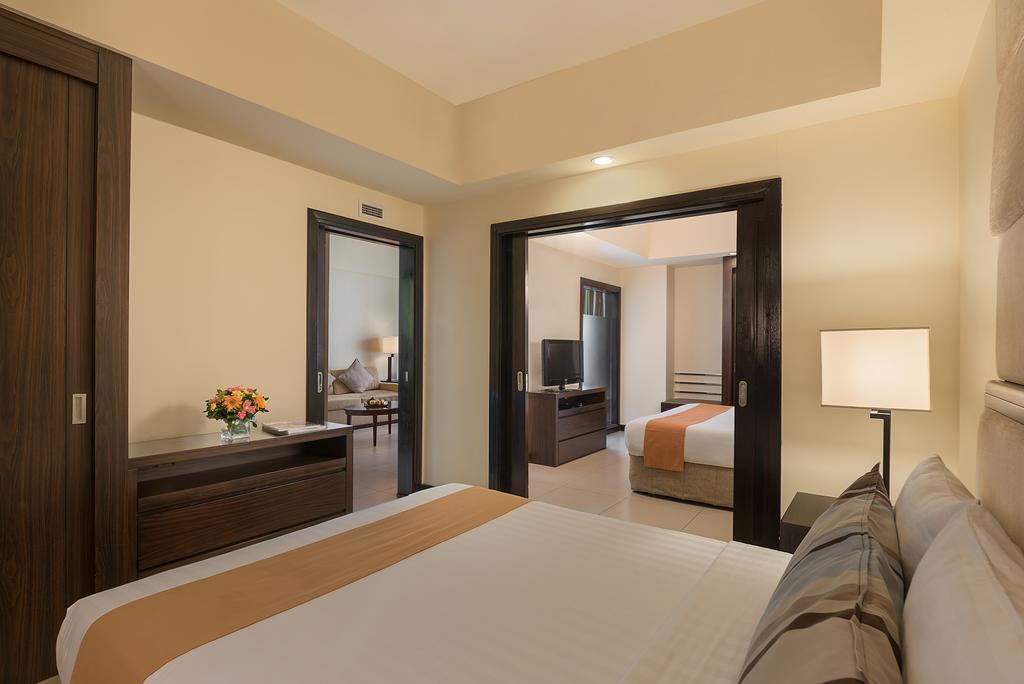 Hotel Taal Vista Tagaytay City