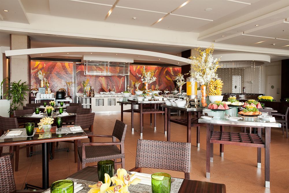 Taal Vista Hotel
